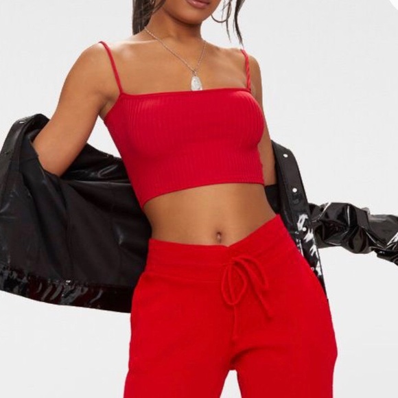 ❤️SOLD❤️Red Rib Square Neck Strappy Crop Top - Picture 2 of 4